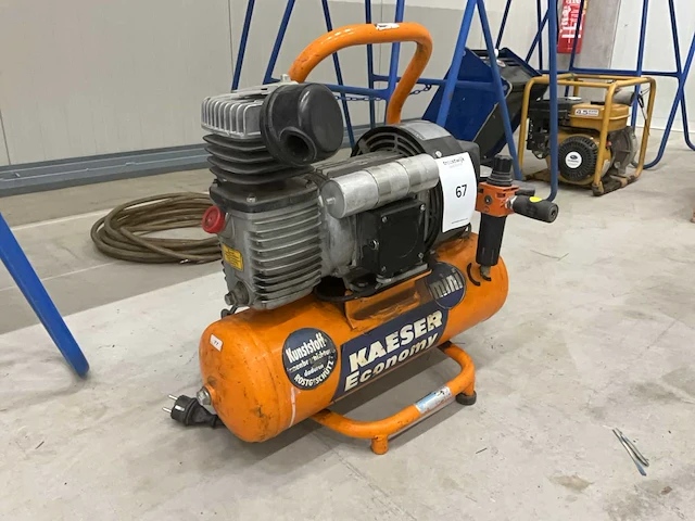 1998 kaeser economy mini luchtcompressor - afbeelding 1 van  7