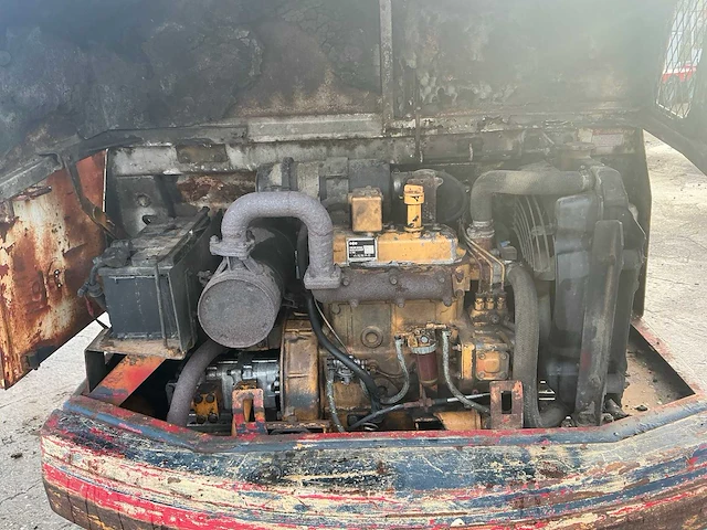 1998 komatsu pc30-5 minigraafmachine - afbeelding 15 van  37