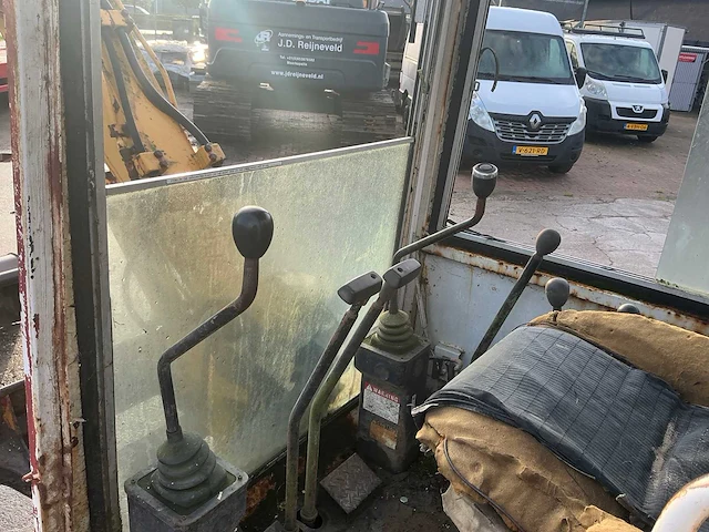 1998 komatsu pc30-5 minigraafmachine - afbeelding 21 van  37