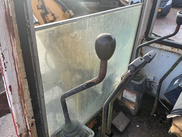 1998 komatsu pc30-5 minigraafmachine - afbeelding 26 van  37