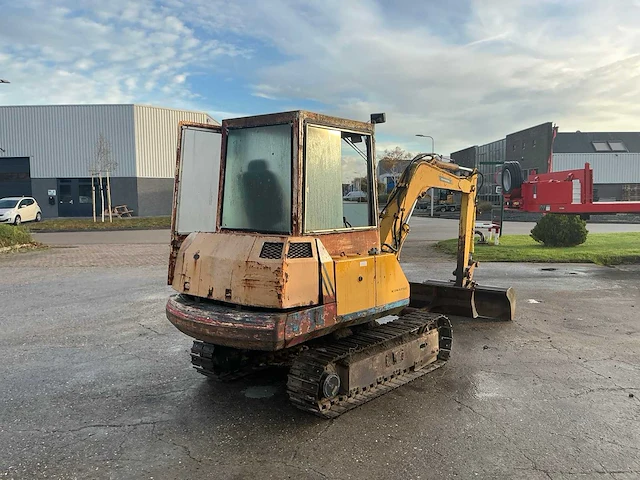 1998 komatsu pc30-5 minigraafmachine - afbeelding 33 van  37