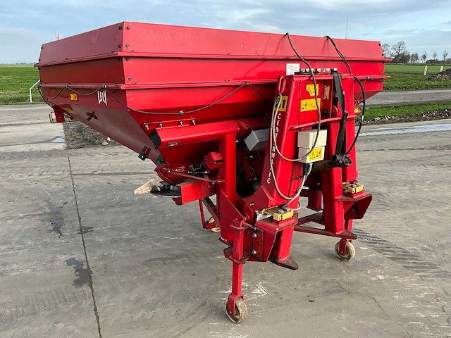 1998 lely centerliner sl kunstmeststrooier - afbeelding 13 van  19