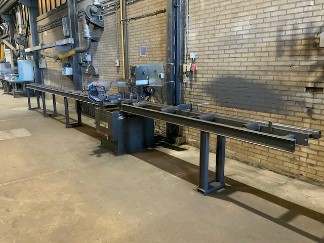 1998 mep shark 260 horizontale bandzaagmachine - afbeelding 1 van  13