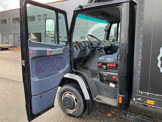 1998 mercedes-benz 512d paardenvrachtwagen bg-lt-90 - afbeelding 17 van  35