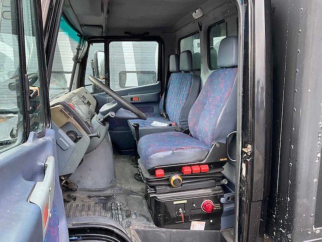 1998 mercedes-benz 512d paardenvrachtwagen bg-lt-90 - afbeelding 18 van  35