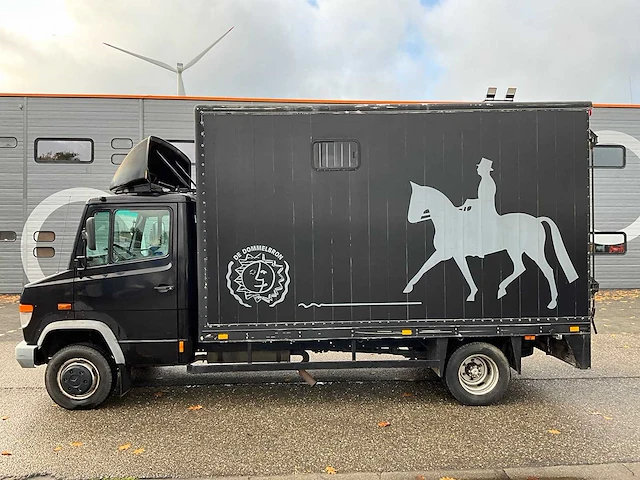 1998 mercedes-benz 512d paardenvrachtwagen bg-lt-90 - afbeelding 12 van  35