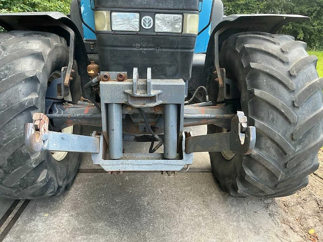 1998 new holland 8560 vierwielaangedreven landbouwtractor - afbeelding 7 van  33