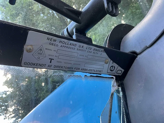 1998 new holland 8560 vierwielaangedreven landbouwtractor - afbeelding 27 van  33
