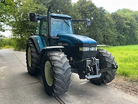 1998 new holland 8560 vierwielaangedreven landbouwtractor - afbeelding 23 van  33