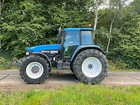 1998 new holland 8560 vierwielaangedreven landbouwtractor - afbeelding 28 van  33