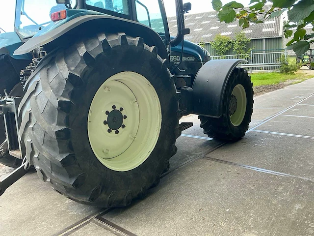 1998 new holland 8560 vierwielaangedreven landbouwtractor - afbeelding 32 van  33