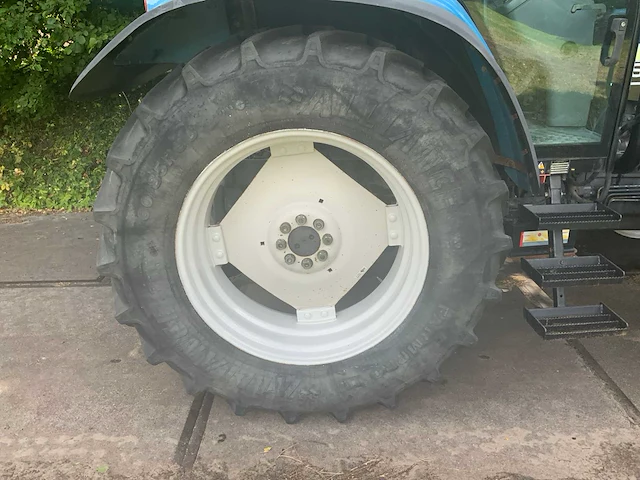 1998 new holland ts-100 vierwielaangedreven landbouwtractor - afbeelding 2 van  29
