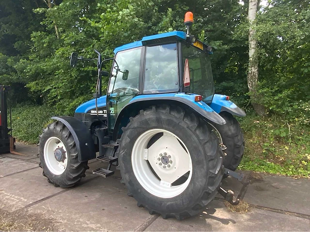 1998 new holland ts-100 vierwielaangedreven landbouwtractor - afbeelding 28 van  29