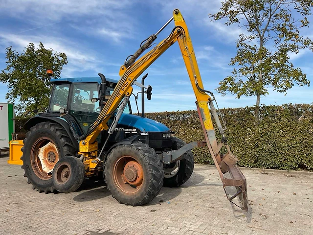 1998 new holland ts100 vierwielaangedreven landbouwtractor met bos maaiarm - afbeelding 45 van  52