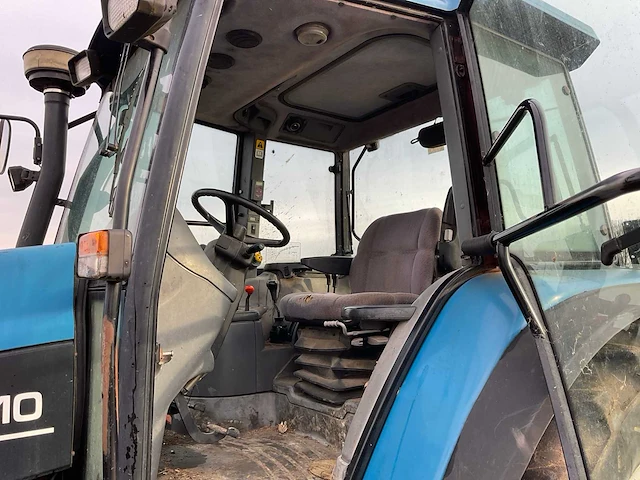 1998 new holland ts110 vierwielaangedreven landbouwtractor - afbeelding 18 van  36