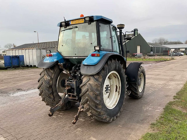 1998 new holland ts110 vierwielaangedreven landbouwtractor - afbeelding 32 van  36