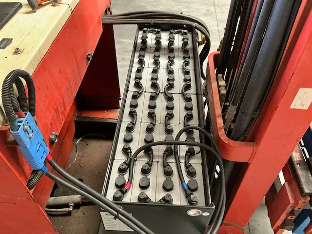 1998 nissan jhc01l-18cu reach truck - afbeelding 9 van  17