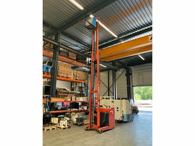 1998 nissan jhc01l-18cu reach truck - afbeelding 11 van  17