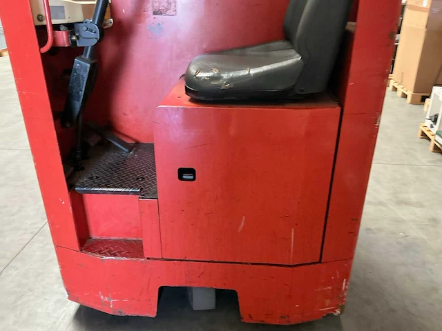1998 nissan jhc01l-18cu reach truck - afbeelding 16 van  17