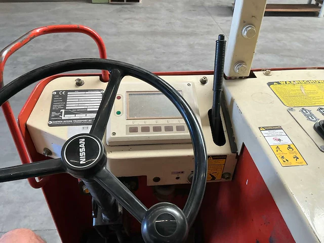 1998 nissan jhc01l-18cu reach truck - afbeelding 17 van  17