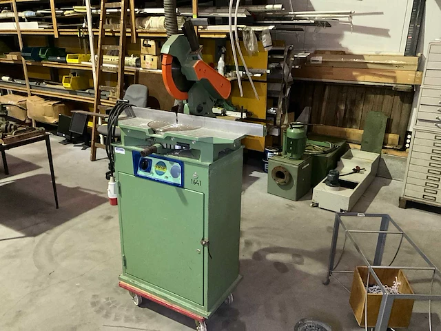 1998 pegic 30 ort afkortcirkelzaagmachine - afbeelding 1 van  8