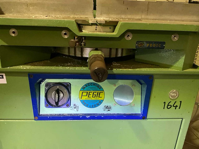 1998 pegic 30 ort afkortcirkelzaagmachine - afbeelding 6 van  8