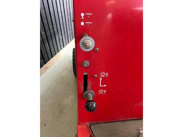 1998 rcm r850 zelfrijdende veegmachine - afbeelding 2 van  14