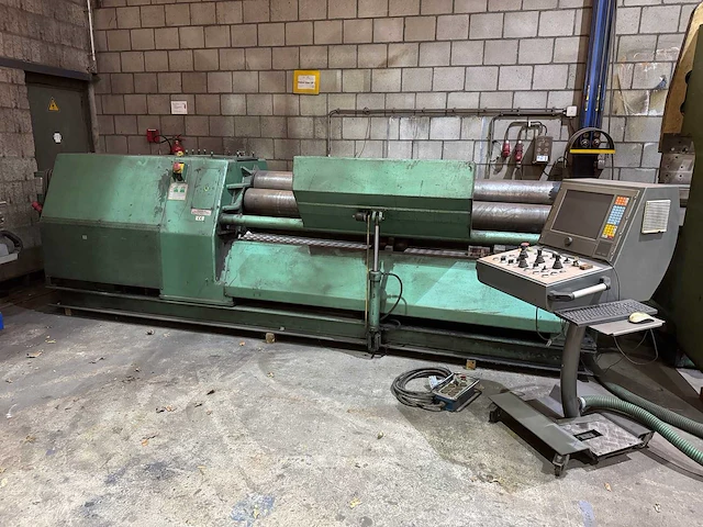 1998 roundo ps-255 plaatwals 2500x8 v.v. hoogte- en zijaanslag - afbeelding 1 van  11