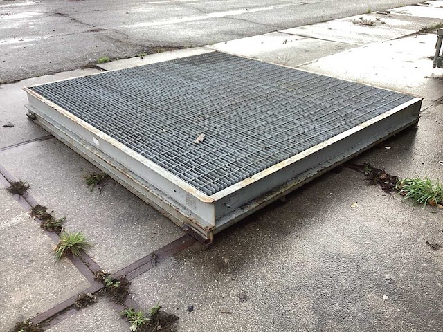 1998 safety storage 7ss olie opvangbak - afbeelding 4 van  6