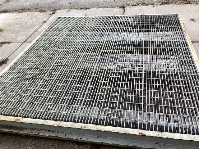 1998 safety storage 7ss olie opvangbak - afbeelding 6 van  6