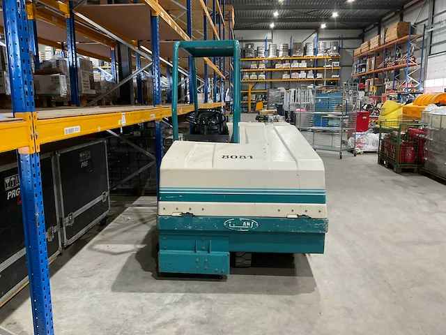 1998 tennant 530e veegmachine - afbeelding 12 van  24