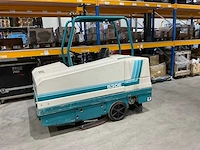 1998 tennant 530e veegmachine - afbeelding 19 van  24