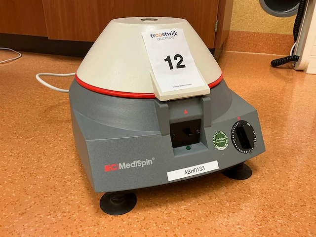 1998 thermofisher medi-spin bloed centrifuge - afbeelding 1 van  3