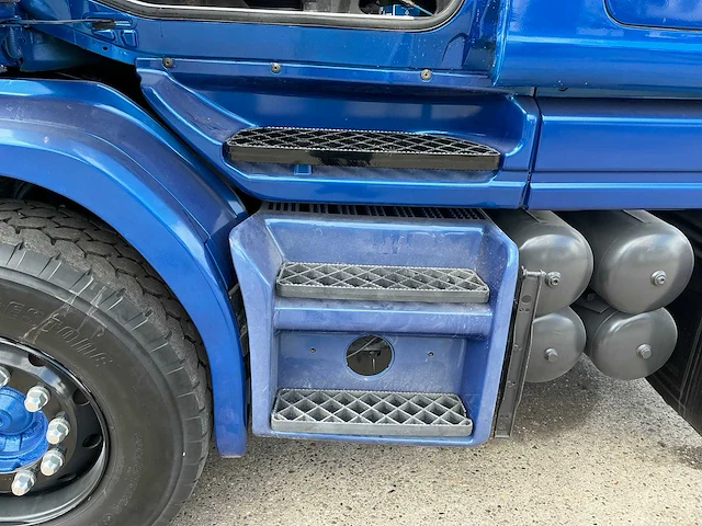 1998 torpedo scania 144g v8 vrachtwagen - afbeelding 31 van  39