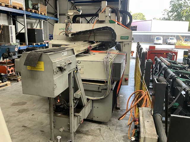 1998 unisign uniport 4 freesmachine - afbeelding 2 van  16