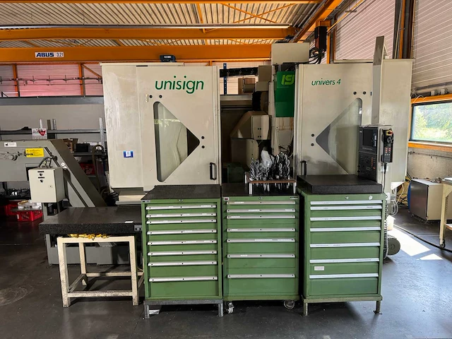 1998 unisign univers 4 cnc bewerkingscentrum - afbeelding 14 van  20