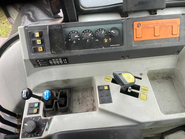 1998 valmet 6200 vierwielaangedreven landbouwtractor - afbeelding 16 van  28