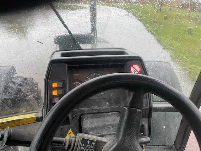 1998 valmet 6200 vierwielaangedreven landbouwtractor - afbeelding 20 van  28