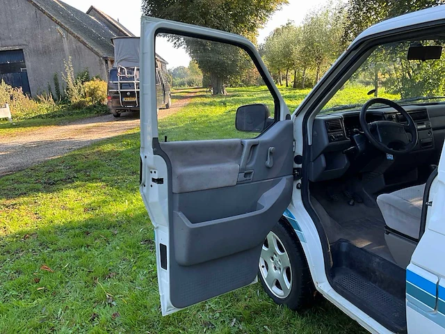 1998 volkswagen tdi syncro 4x4 kampeerbus, s-215-pn - afbeelding 7 van  37