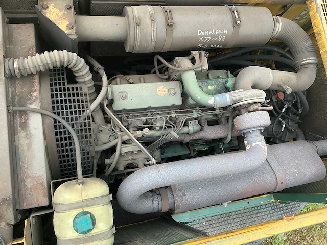 1998 volvo ew200 banden graafmachine - afbeelding 5 van  18