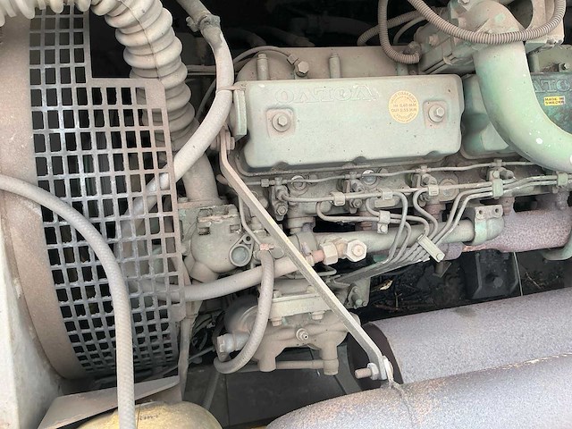 1998 volvo ew200 banden graafmachine - afbeelding 6 van  18