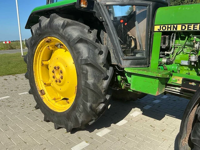 19987 john deere 2140 oldtimer tractor - afbeelding 6 van  31