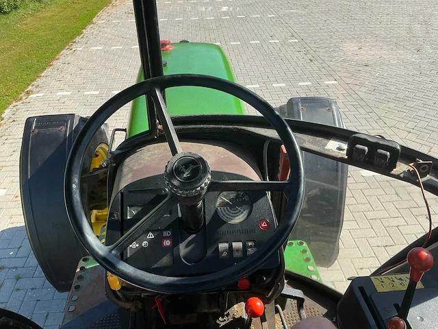 19987 john deere 2140 oldtimer tractor - afbeelding 20 van  31