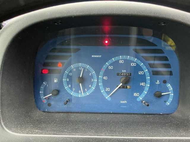 1999 - renault - master - bedrijfswagen/kampeerwagen - afbeelding 3 van  11