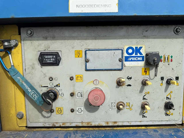 1999 aichi rz 150 rups telescoophoogwerker - afbeelding 10 van  11