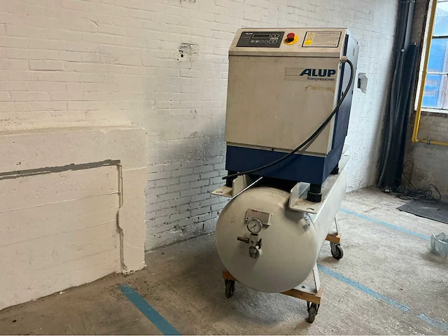 1999 alup 302703 schroefcompressor met luchtvat en ontvochtiger - afbeelding 14 van  18
