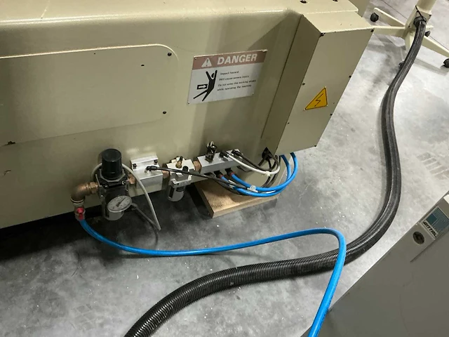 1999 anderson industrial corp stratos fd-c cnc freesmachine incl gereedschappen! - afbeelding 16 van  59