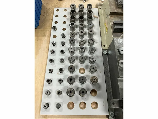 1999 anderson industrial corp stratos fd-c cnc freesmachine incl gereedschappen! - afbeelding 38 van  59