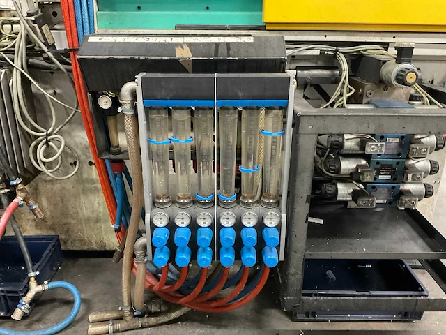 1999 arburg 320c allrounder 600-250 spuitgietmachine - afbeelding 15 van  17