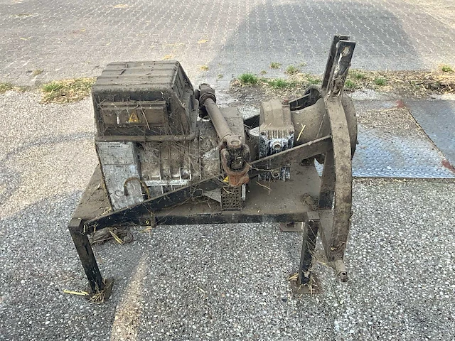 1999 bredenoord br-tractorset noodstroomaggregaat - afbeelding 3 van  8